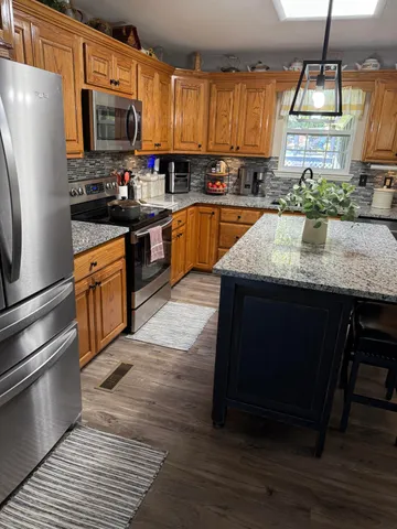 $385,000 | 425 Brandy Hills Drive, South Pittsburg, TN 37380