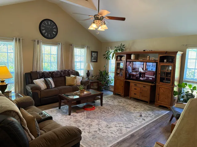 $385,000 | 425 Brandy Hills Drive, South Pittsburg, TN 37380