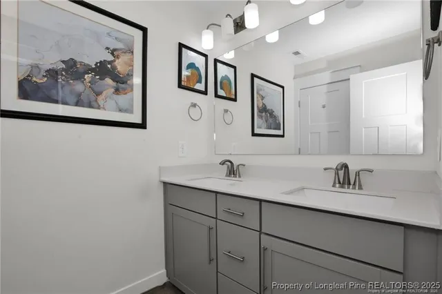 $415,000 | 1427 Creekwood Road, Hope Mills, NC 28348