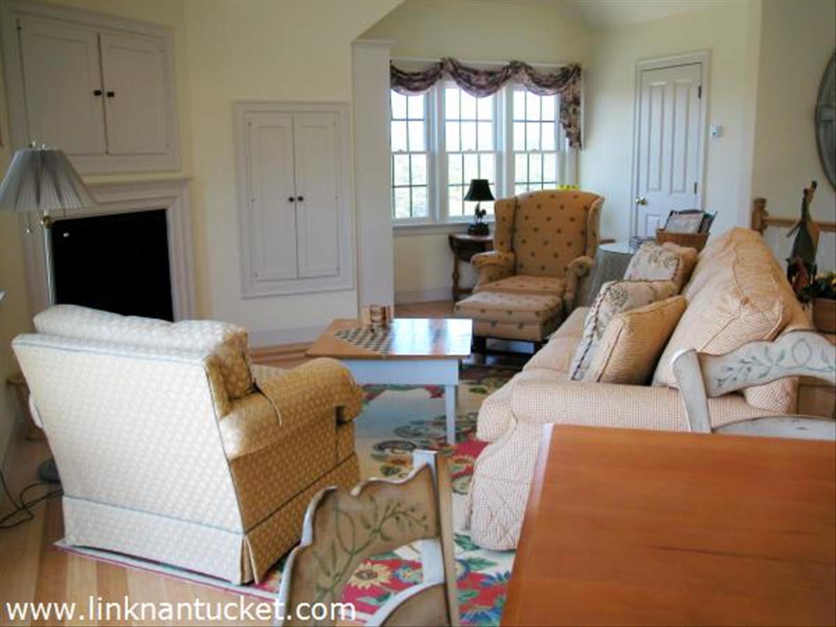 20 Swift Rock Road Nantucket, MA 02554 - Photo 18 of 20 Living room