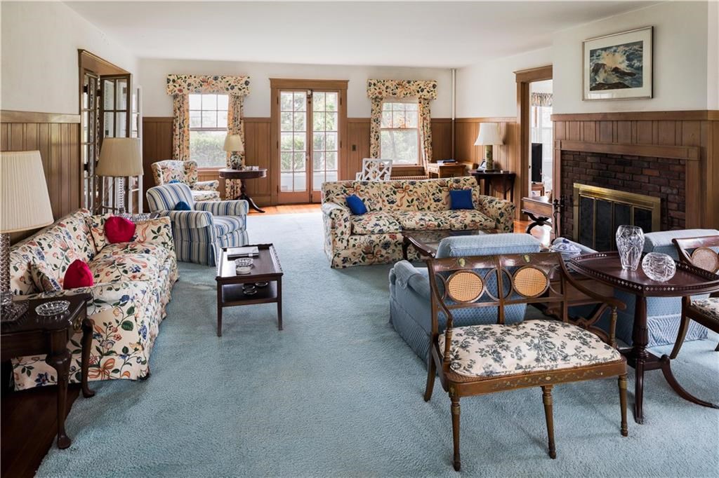 8 Ocean View Highway Westerly, RI 02891 - Photo 7 of 25