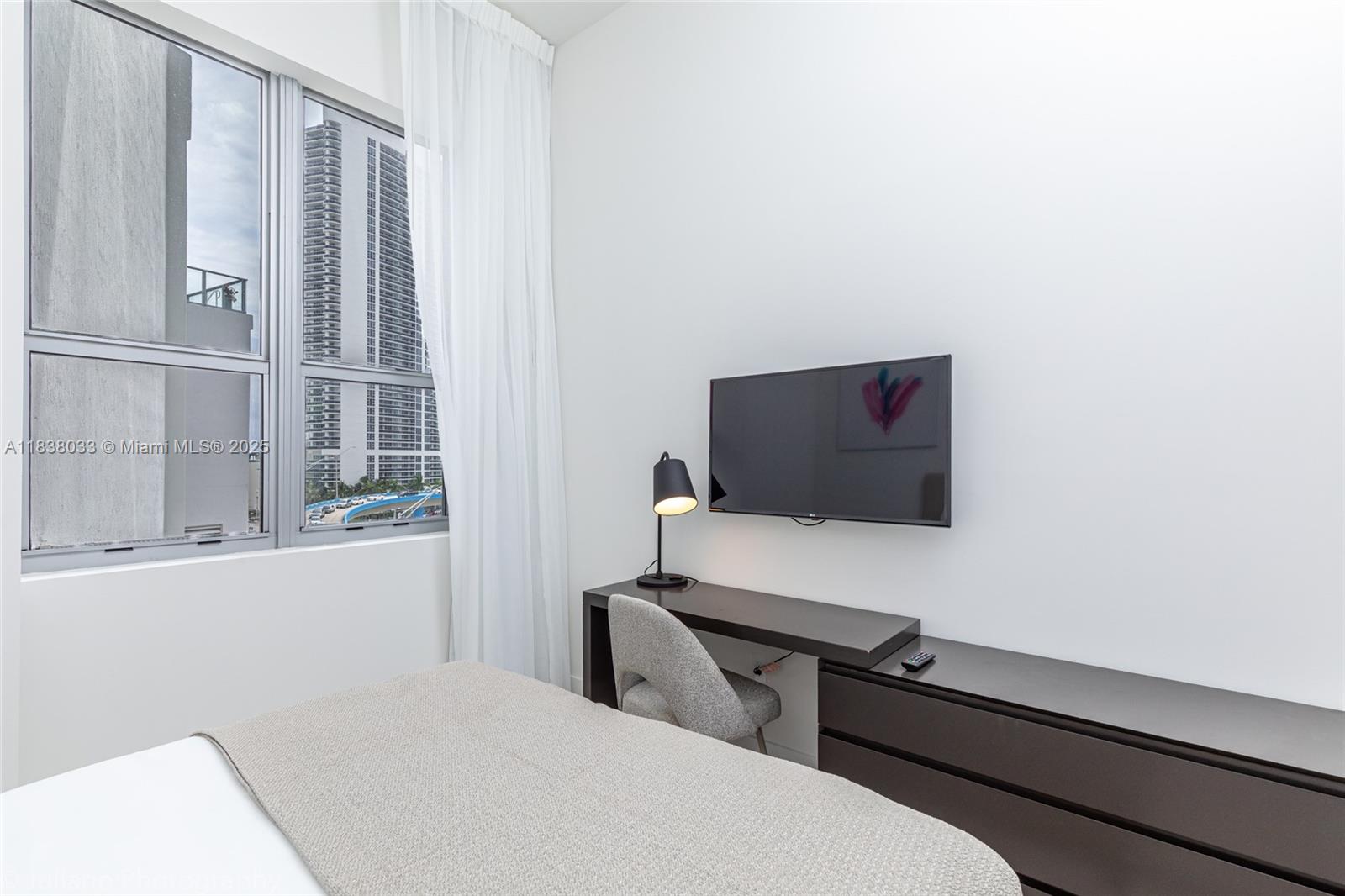 4010 South Ocean Drive, Unit R409 Hollywood, FL 33019 - Photo 17 of 45