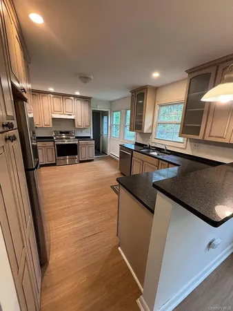 $3,800 | 2 Partington Place, New Paltz, NY 12561