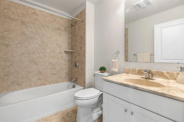 $975,000 | 23 Sequoia Drive, Unit 23, Methuen, MA 01844