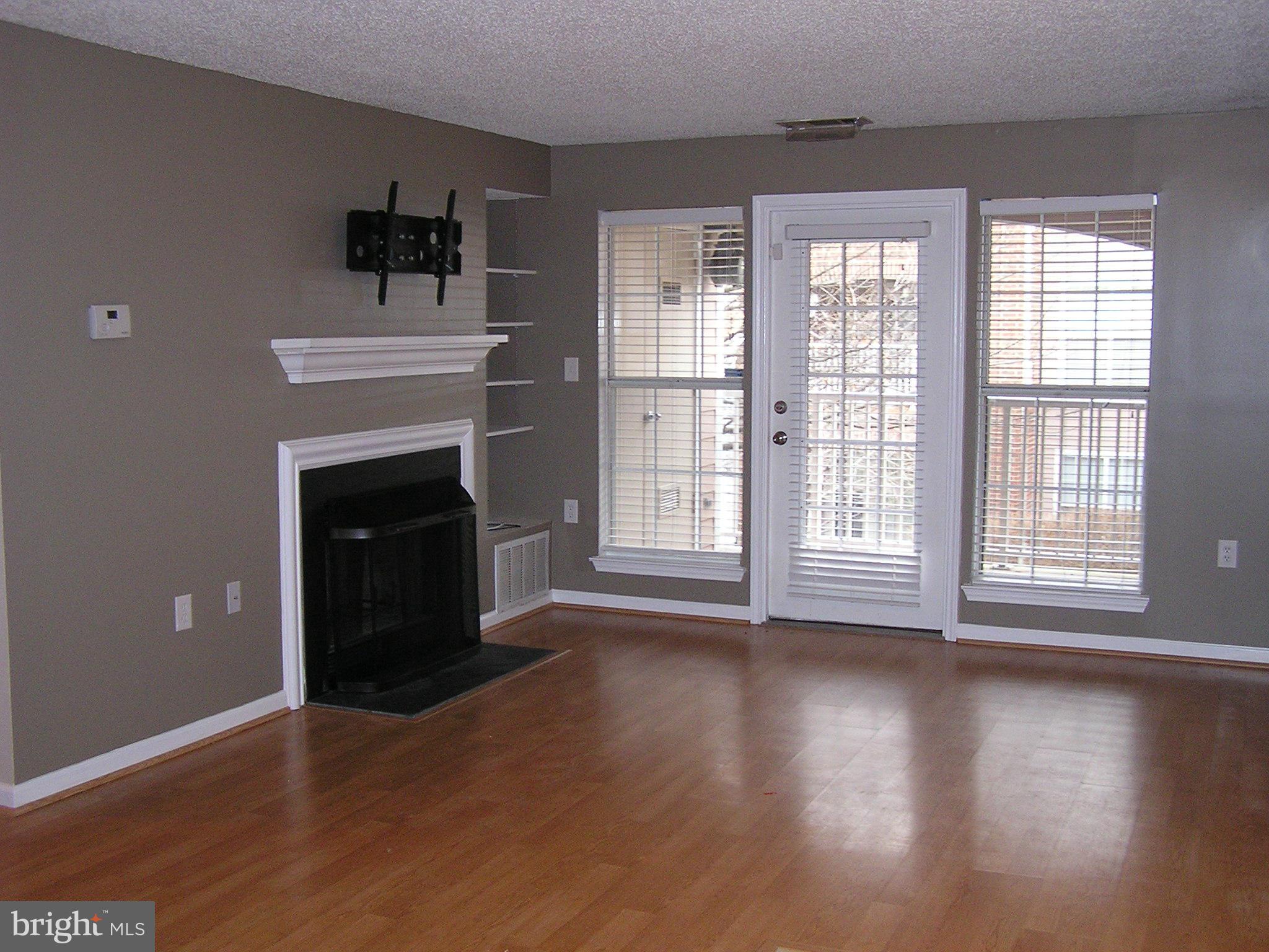 20991 Timber Ridge Terrace, Unit 203 Ashburn, VA 20147 - Photo 5 of 12 Living Room