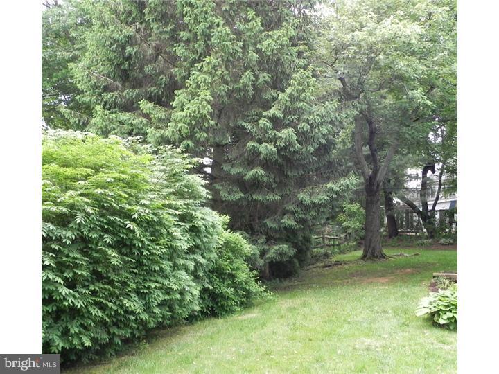 2308 Knowles Road Wilmington, DE 19810 - Photo 3 of 22 Gallery Image 3