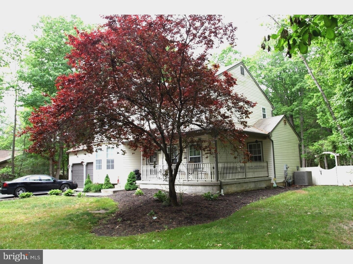 27 Old Farm Road Sicklerville, NJ 08081 - Photo 4 of 25 Exterior Front