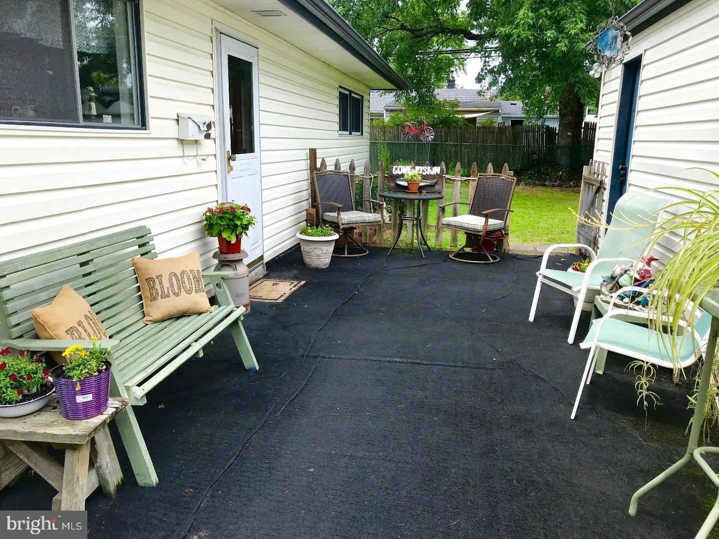 15 Inkberry Road Levittown, PA 19057 - Photo 3 of 13 Patio