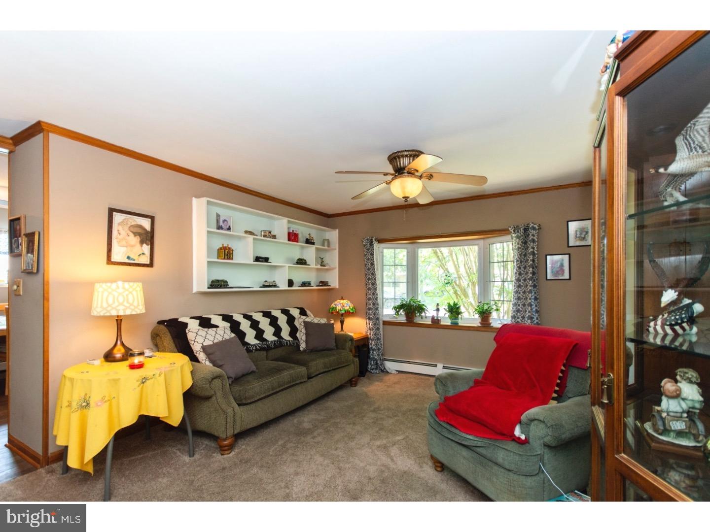 15 Inkberry Road Levittown, PA 19057 - Photo 7 of 13 Living Room