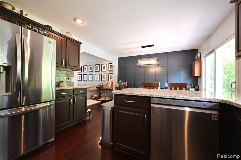 232 Grace Avenue Rochester Hills, MI 48307 - Photo 9 of 29