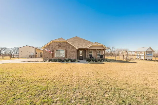 $499,999 | 109 Pedernales Court, New Fairview, TX 76078