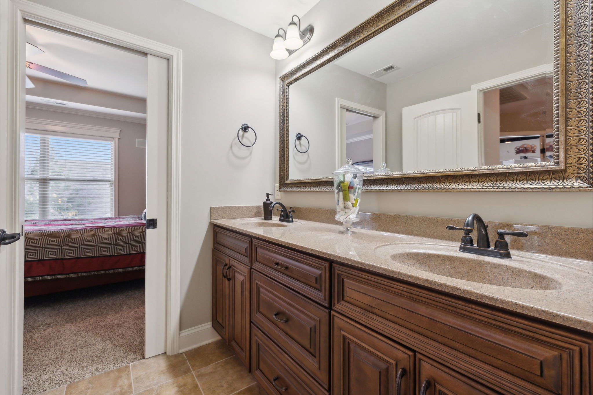 1049 Willow Circle Clarksville, TN 37043 - Photo 28 of 44