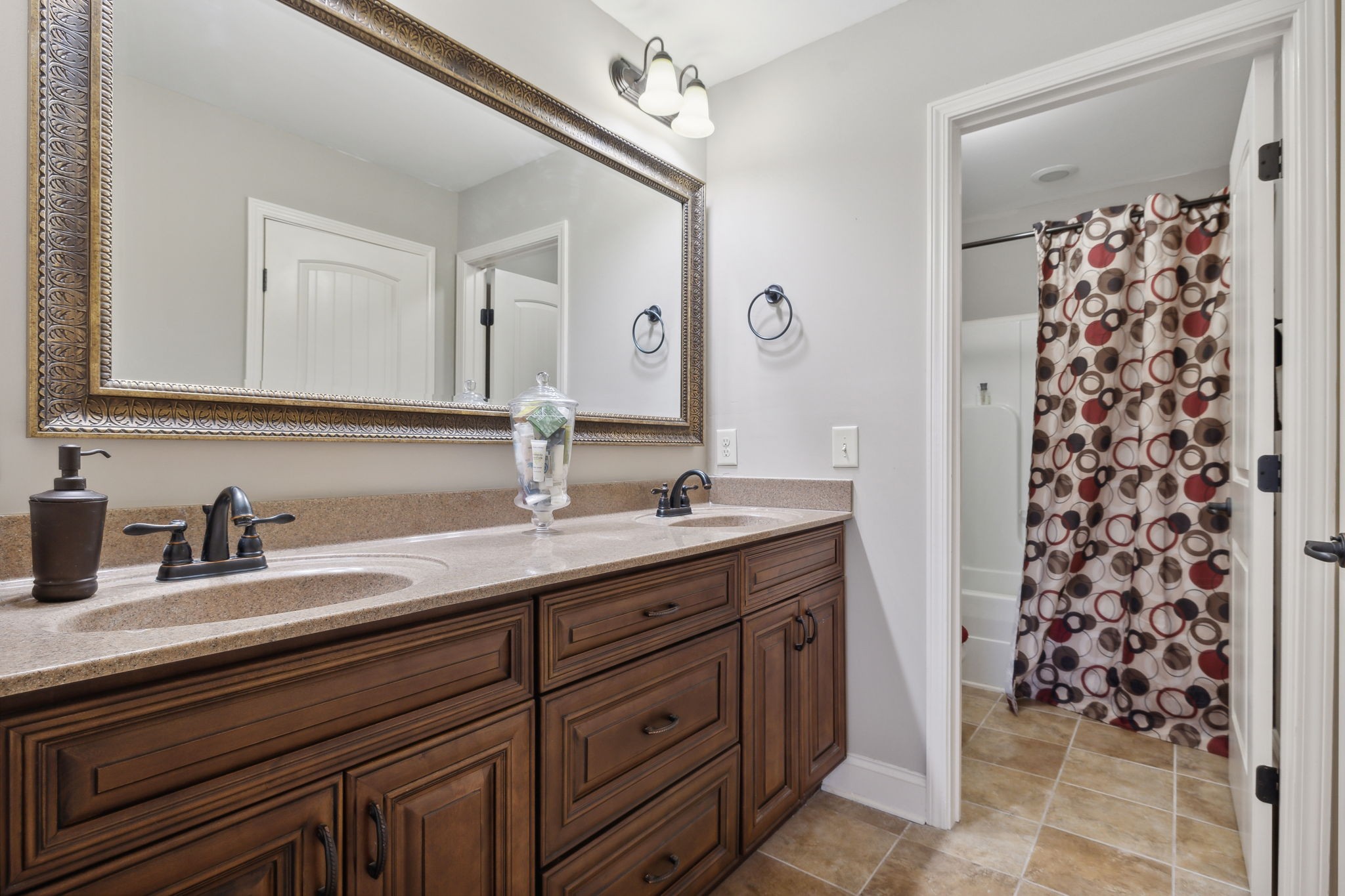 1049 Willow Circle Clarksville, TN 37043 - Photo 29 of 44