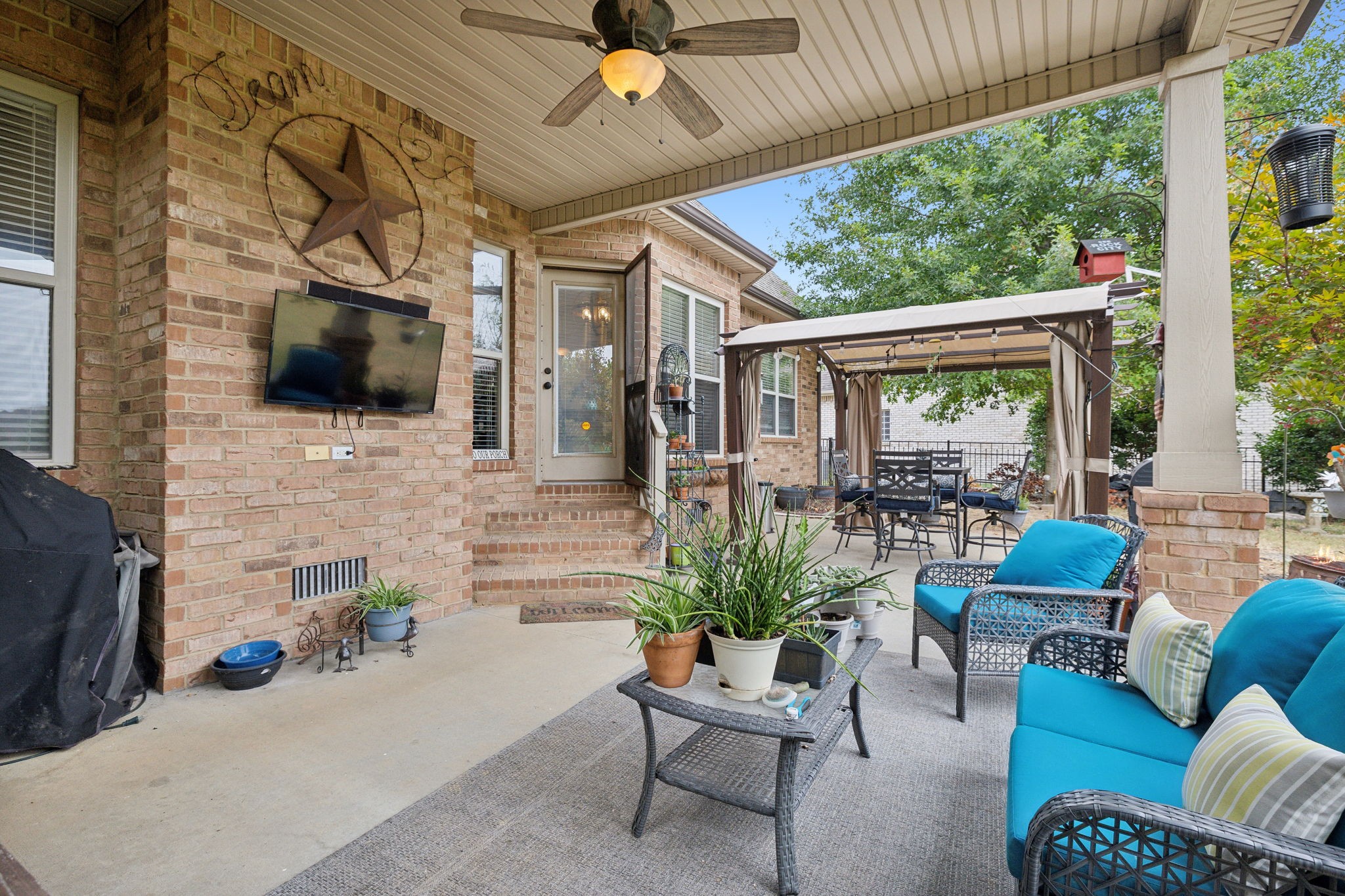 1049 Willow Circle Clarksville, TN 37043 - Photo 32 of 44