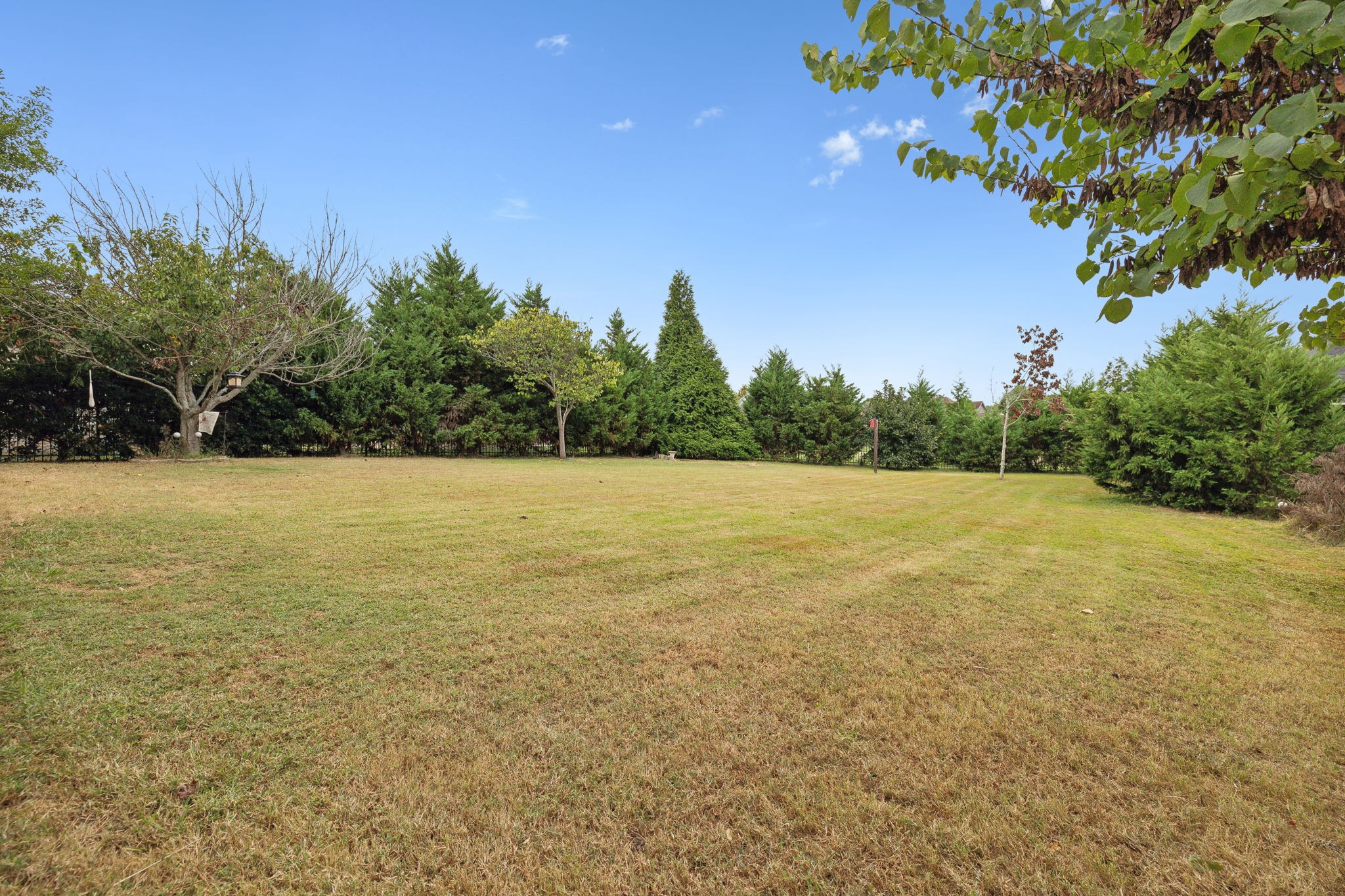 1049 Willow Circle Clarksville, TN 37043 - Photo 35 of 44