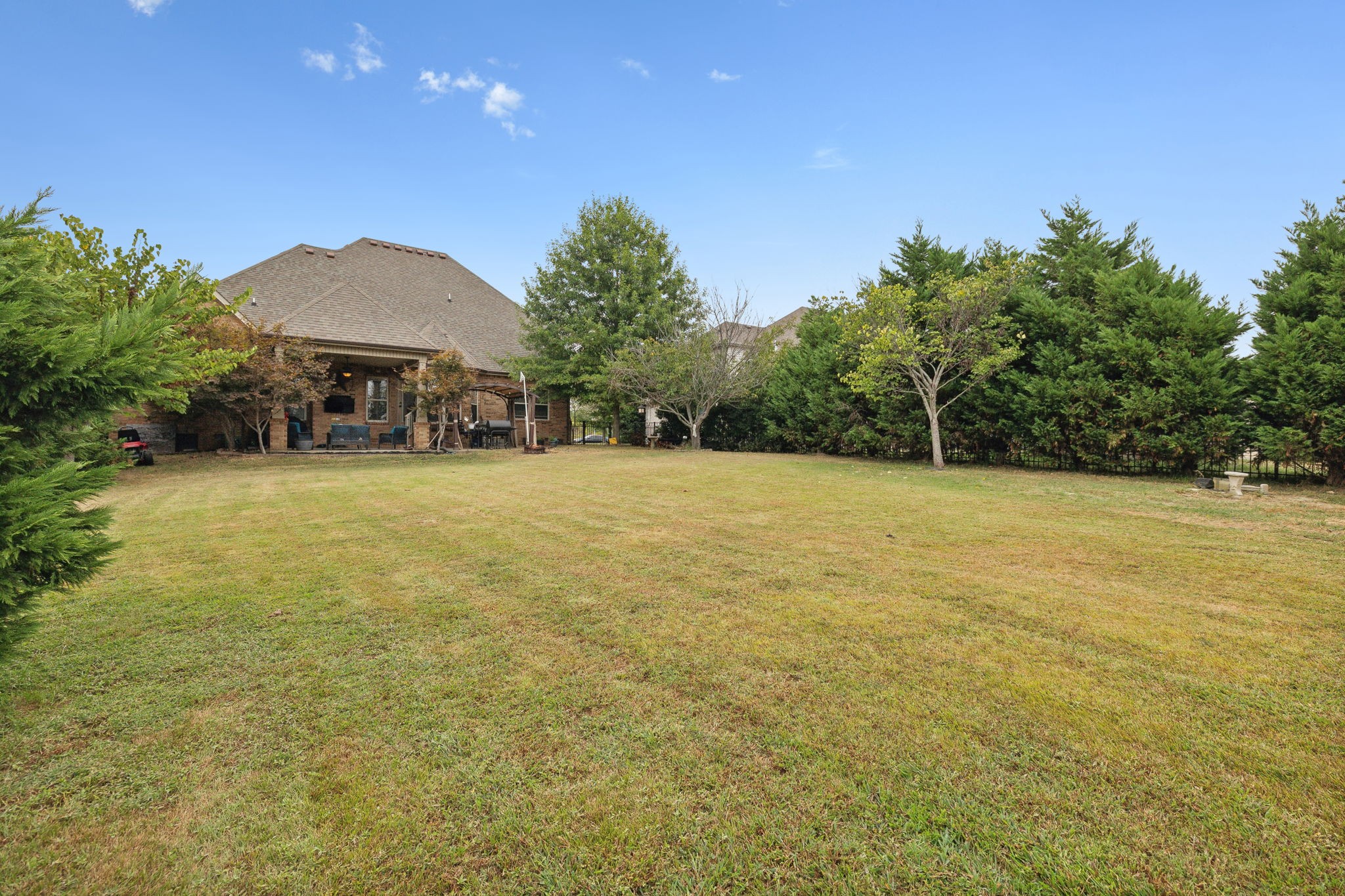 1049 Willow Circle Clarksville, TN 37043 - Photo 36 of 44