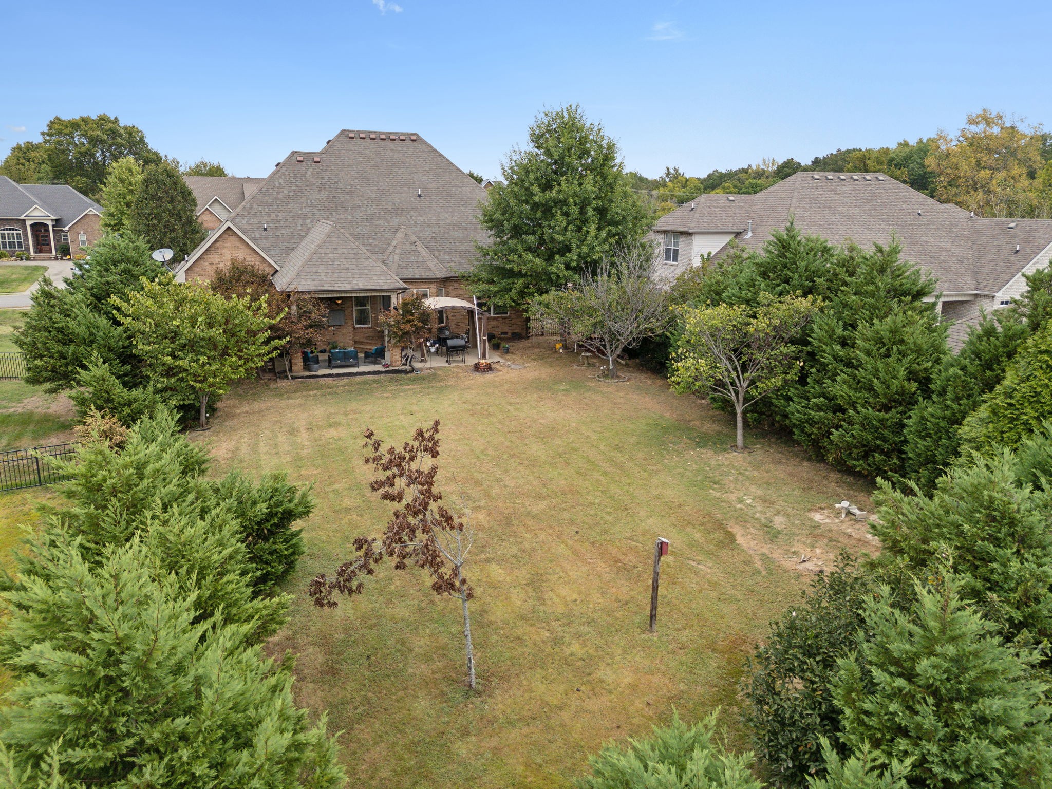 1049 Willow Circle Clarksville, TN 37043 - Photo 37 of 44