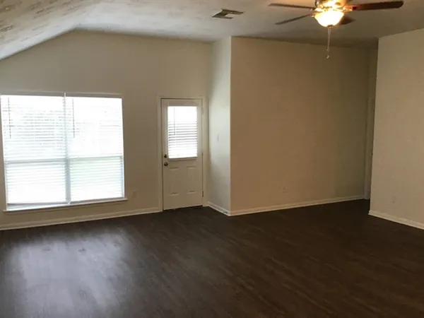 $2,095 | 2543 Fox River Lane, Spring, TX 77386