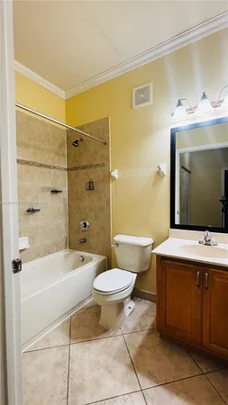 $2,800 | 570 St Michelle Way, Margate, FL 33068