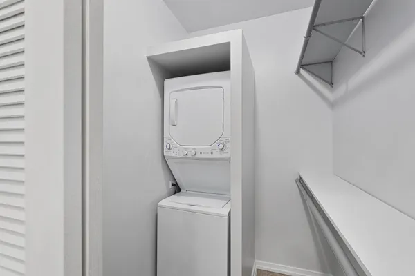 $1,196 | 4875 North Magnolia Avenue, Unit 112, Chicago, IL 60640