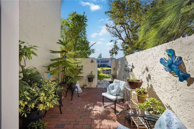 a view of yard from balcony