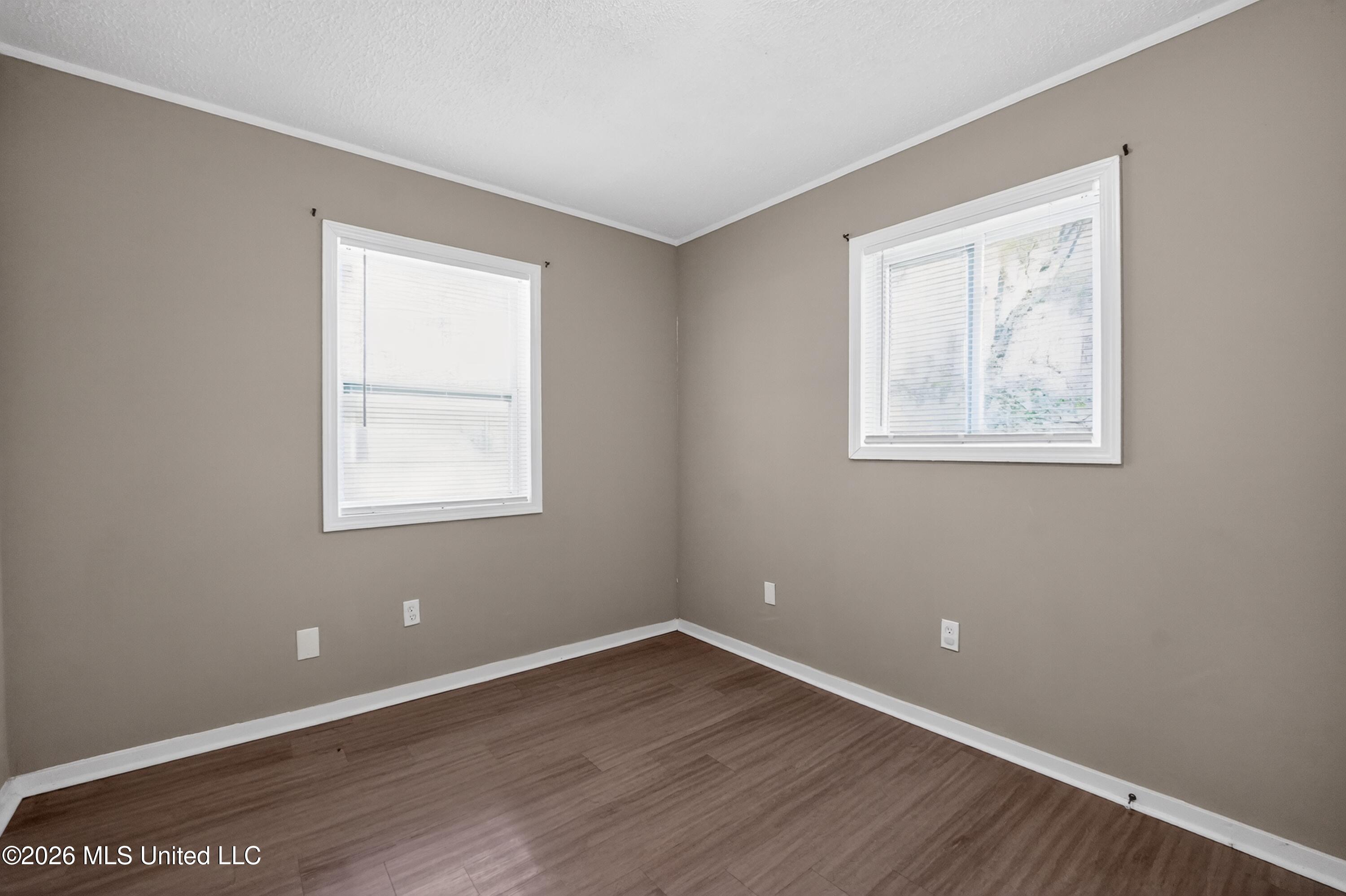 119 Martin Road Brandon, MS 39042 - Photo 11 of 25 12_119_Martin_Rd-Living_room-6691