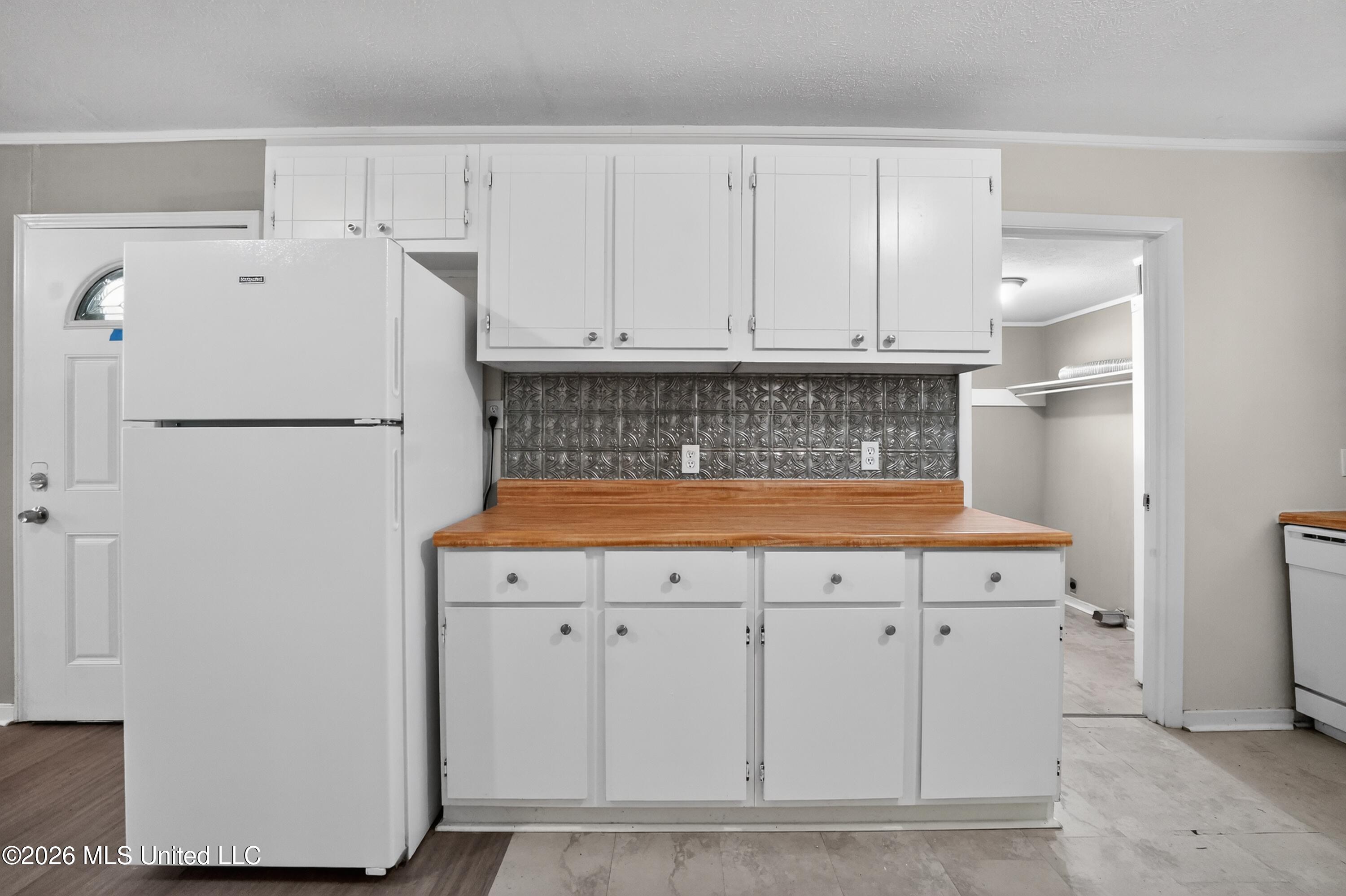 119 Martin Road Brandon, MS 39042 - Photo 19 of 25 20_119_Martin_Rd-Kitchen-6687