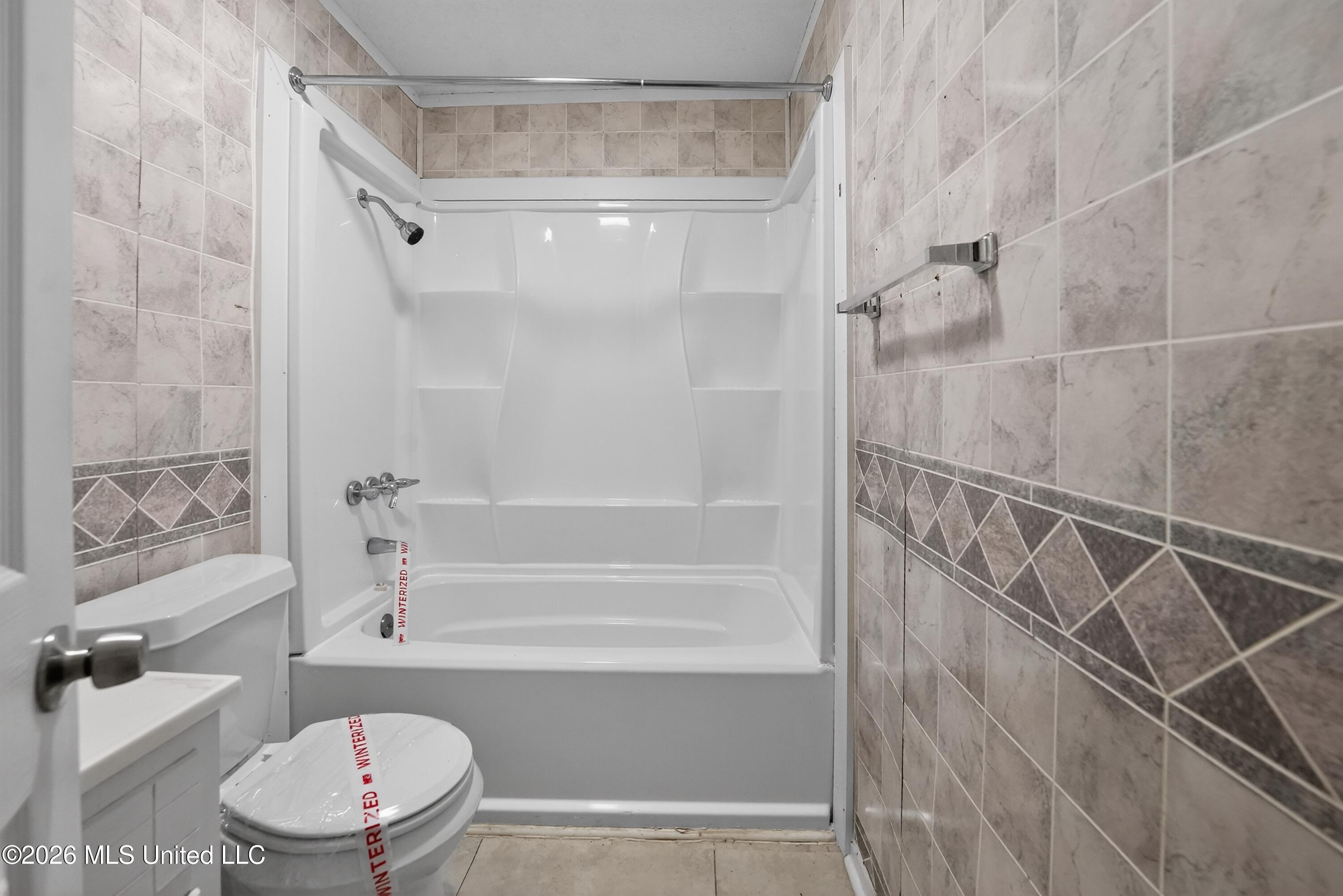 119 Martin Road Brandon, MS 39042 - Photo 24 of 25 25_119_Martin_Rd-Bathroom-6689