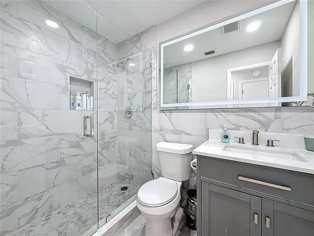 $3,485 | 10709 Donbrese Avenue, Tampa, FL 33615