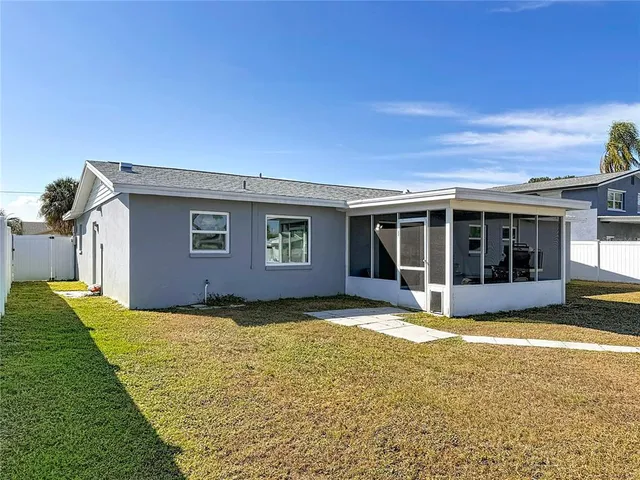 $3,485 | 10709 Donbrese Avenue, Tampa, FL 33615