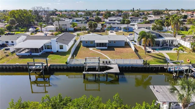 $3,485 | 10709 Donbrese Avenue, Tampa, FL 33615