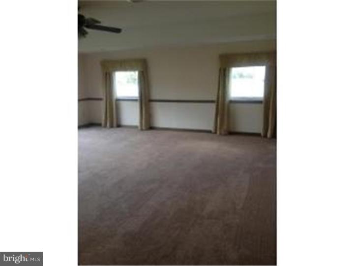 142 Somerset Road Huntingdon Valley, PA 19006 - Photo 22 of 24 Family Room