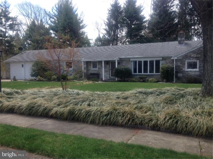 142 Somerset Road Huntingdon Valley, PA 19006 - Photo 23 of 24 Exterior Front