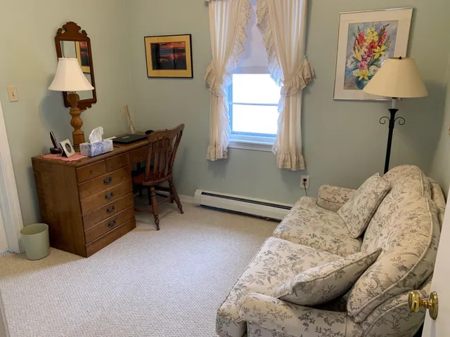 $1,700 | 291 French Pond Road, Henniker, NH 03242