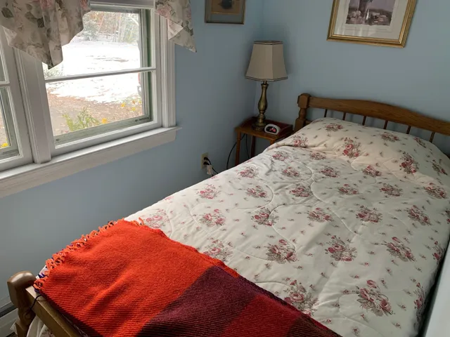 $1,700 | 291 French Pond Road, Henniker, NH 03242