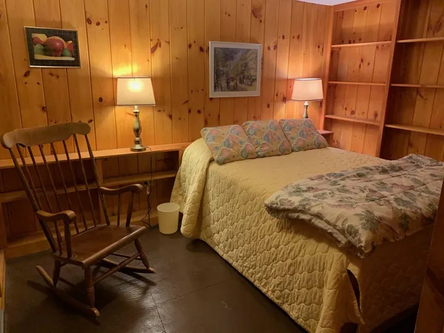 $1,700 | 291 French Pond Road, Henniker, NH 03242