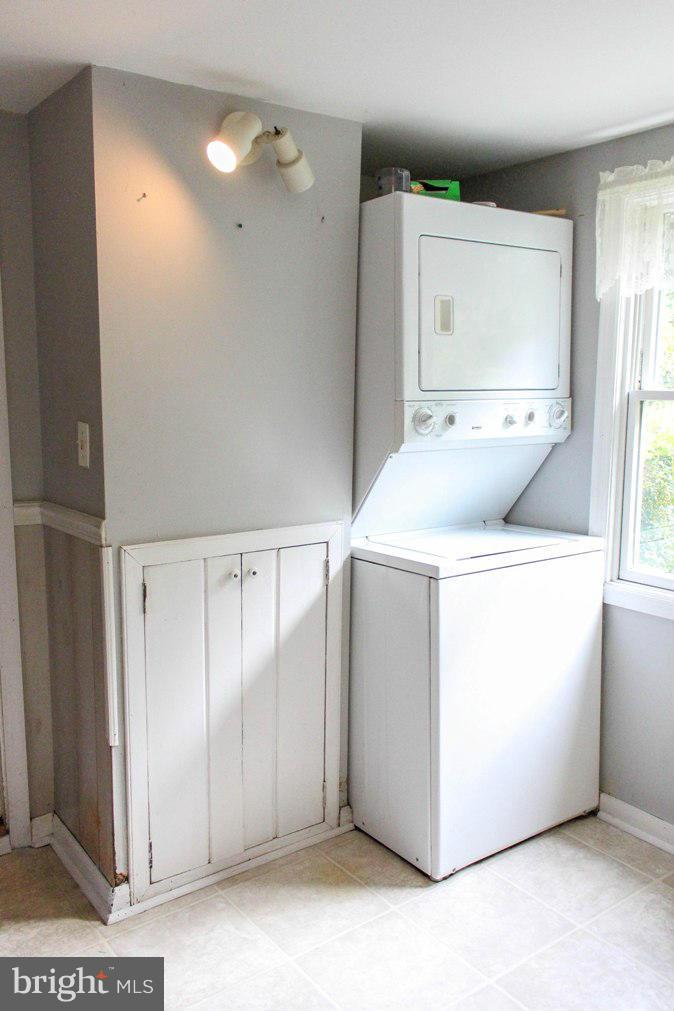 6401 Mackall Road St. Leonard, MD 20685 - Photo 30 of 30 a utility room with dryer and washer