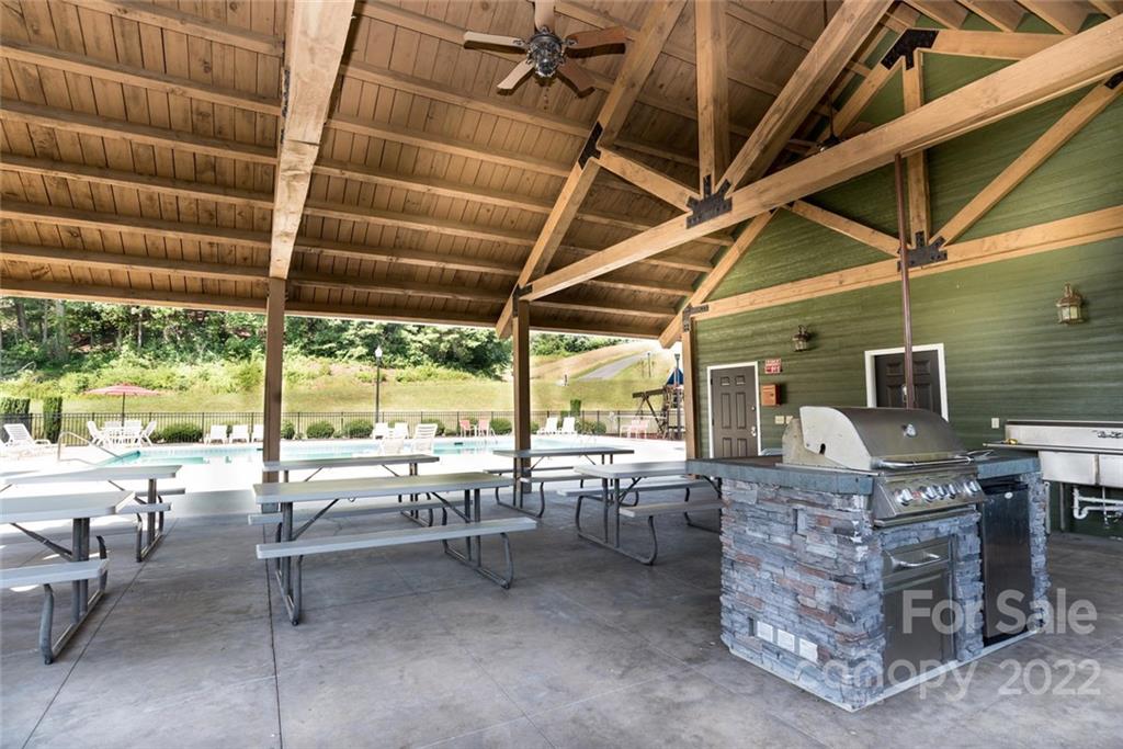 98 Israel Road, Unit 70 Leicester, NC 28748 - Photo 11 of 13 Gallery Image 11