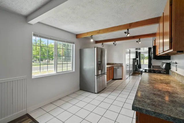 $479,950 | 26301 East Rowan Avenue, Newman Lake, WA 99025