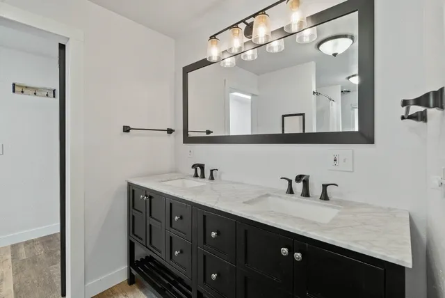 $479,950 | 26301 East Rowan Avenue, Newman Lake, WA 99025