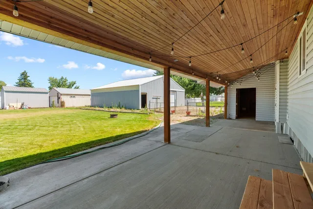 $479,950 | 26301 East Rowan Avenue, Newman Lake, WA 99025