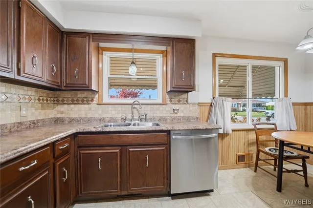 $229,900 | 35 Ceil Drive, Cheektowaga, NY 14227