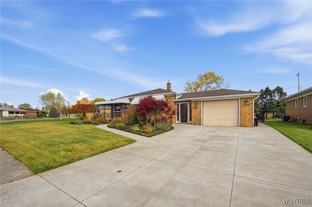 $229,900 | 35 Ceil Drive, Cheektowaga, NY 14227
