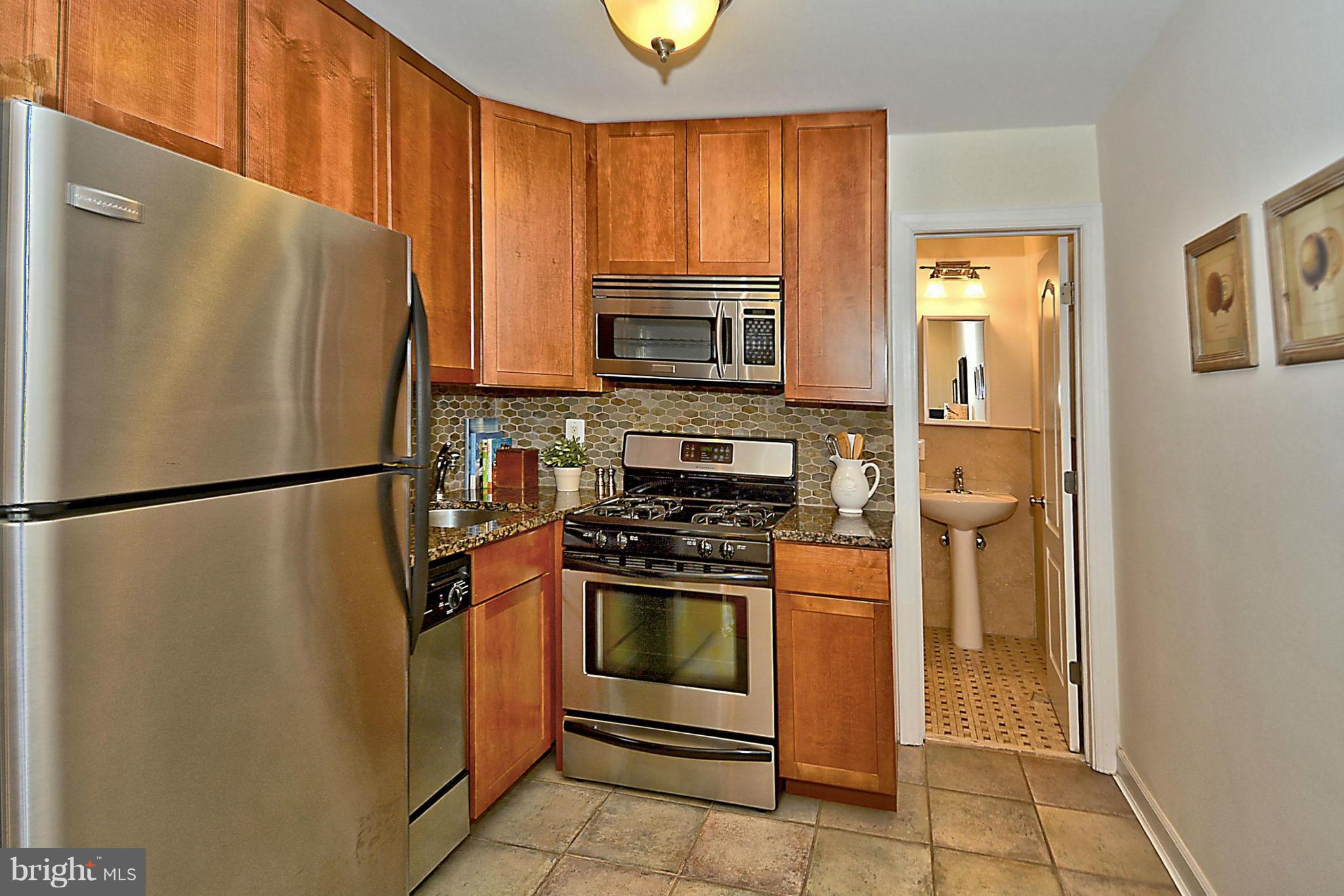 1816 Kalorama Road Northwest, Unit 104 Washington, DC 20009 - Photo 14 of 28 Kitchen