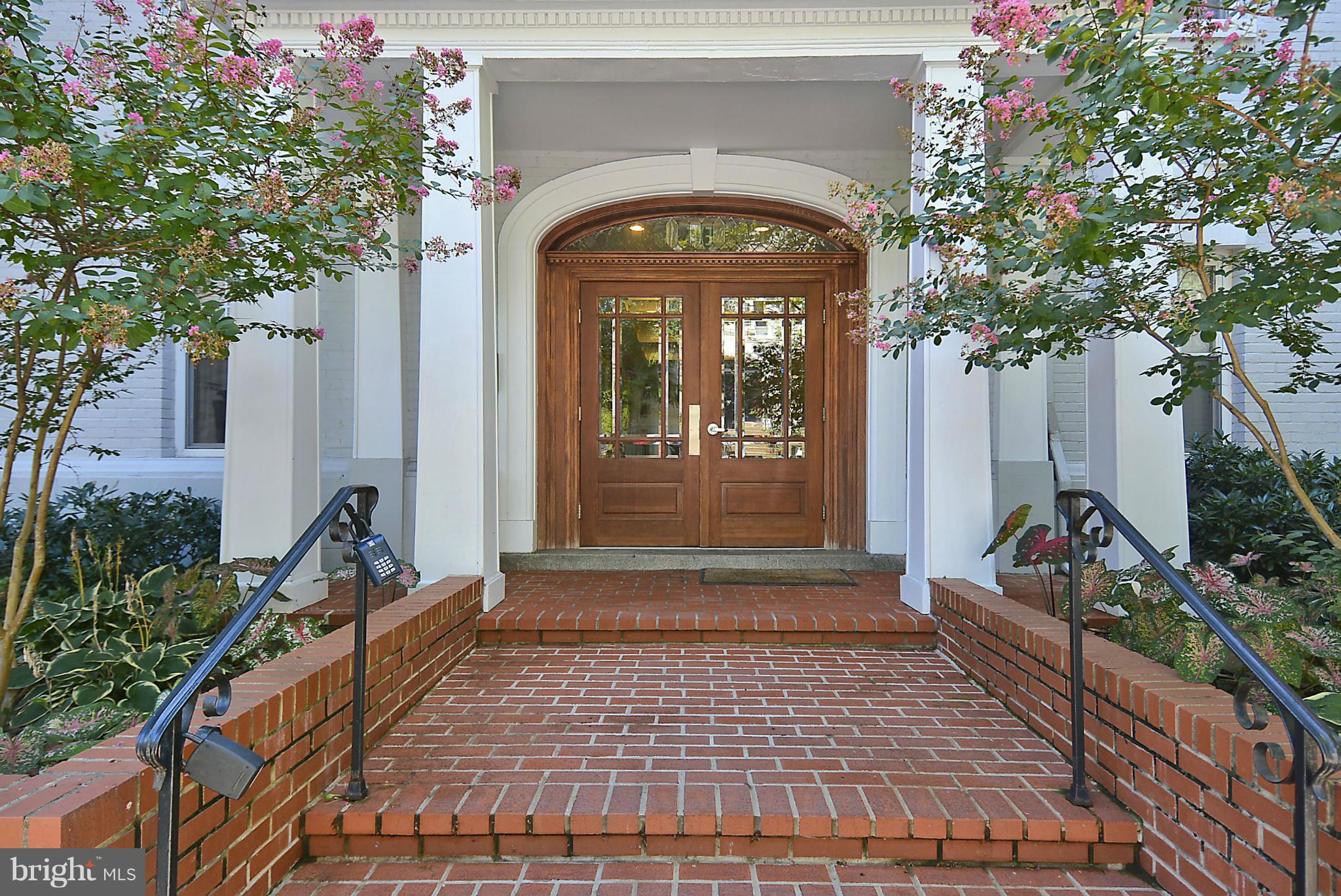 1816 Kalorama Road Northwest, Unit 104 Washington, DC 20009 - Photo 3 of 28 Exterior (Front)