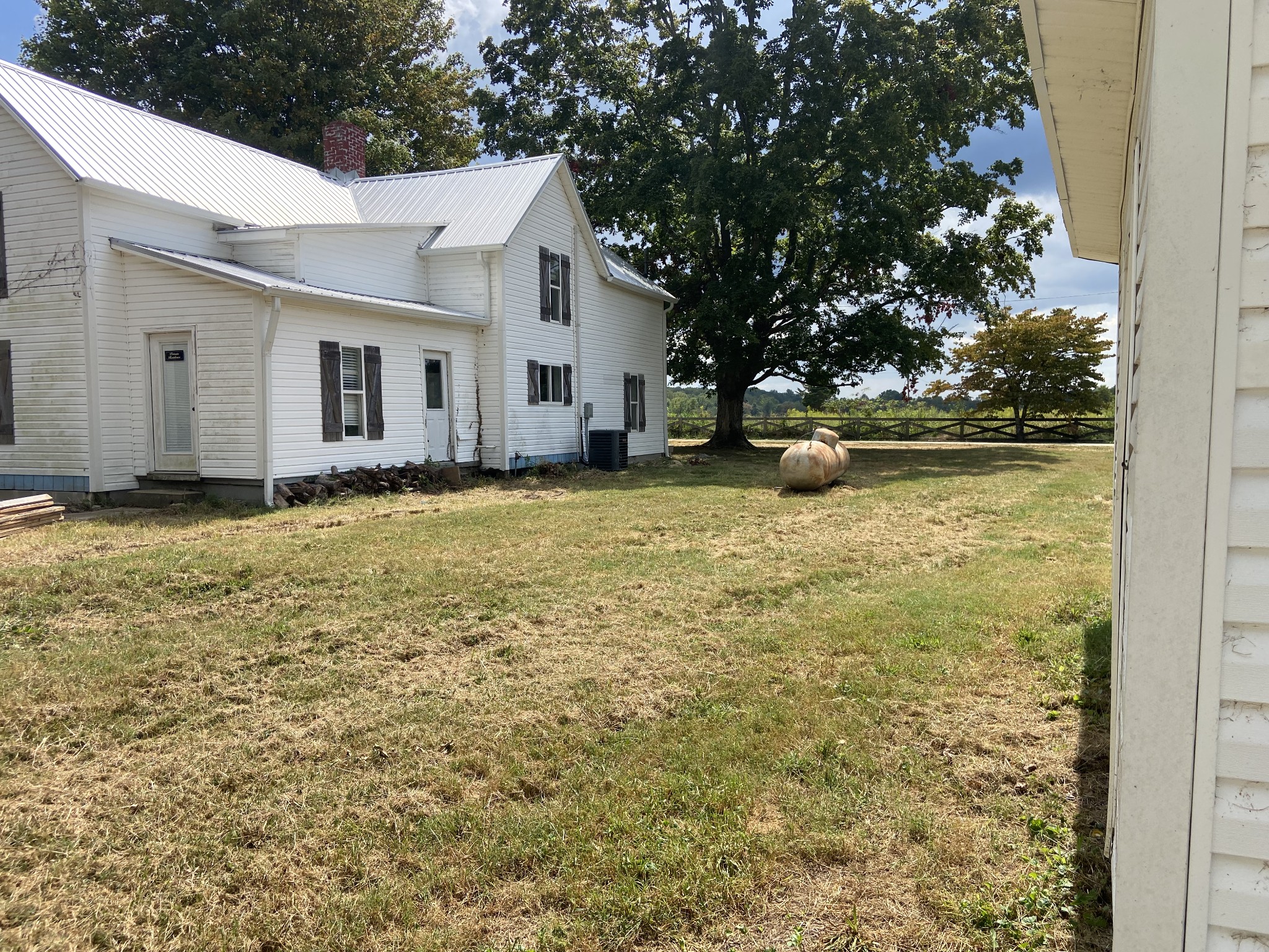 301 Bob Perry Road Bethpage, TN 37022 - Photo 19 of 23 a view of a patio with a yard