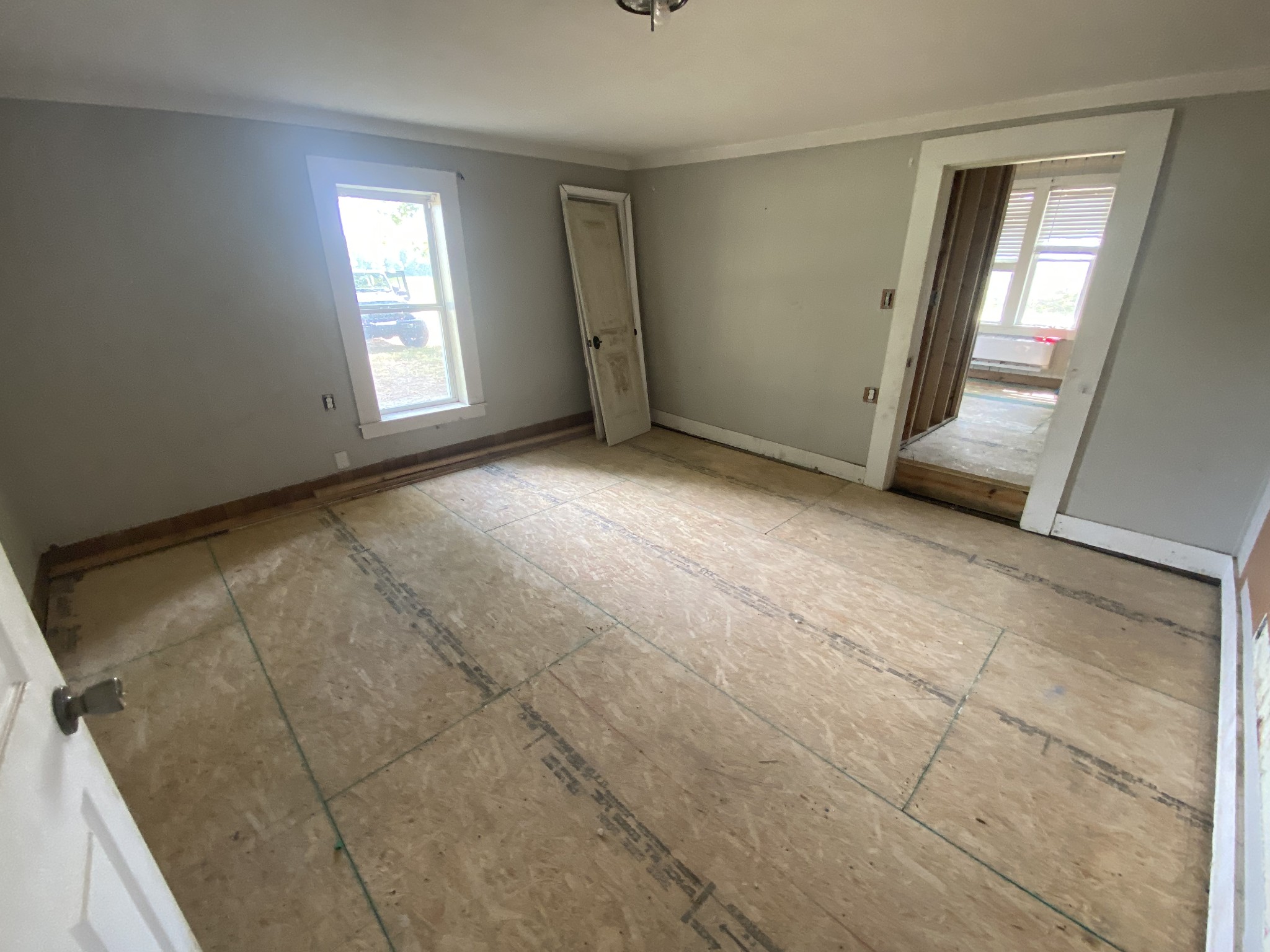 301 Bob Perry Road Bethpage, TN 37022 - Photo 6 of 23 an empty room with windows