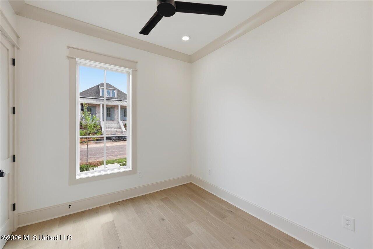 132 Water Street Madison, MS 39110 - Photo 32 of 34 32-132 Water St _ Home Tours MS