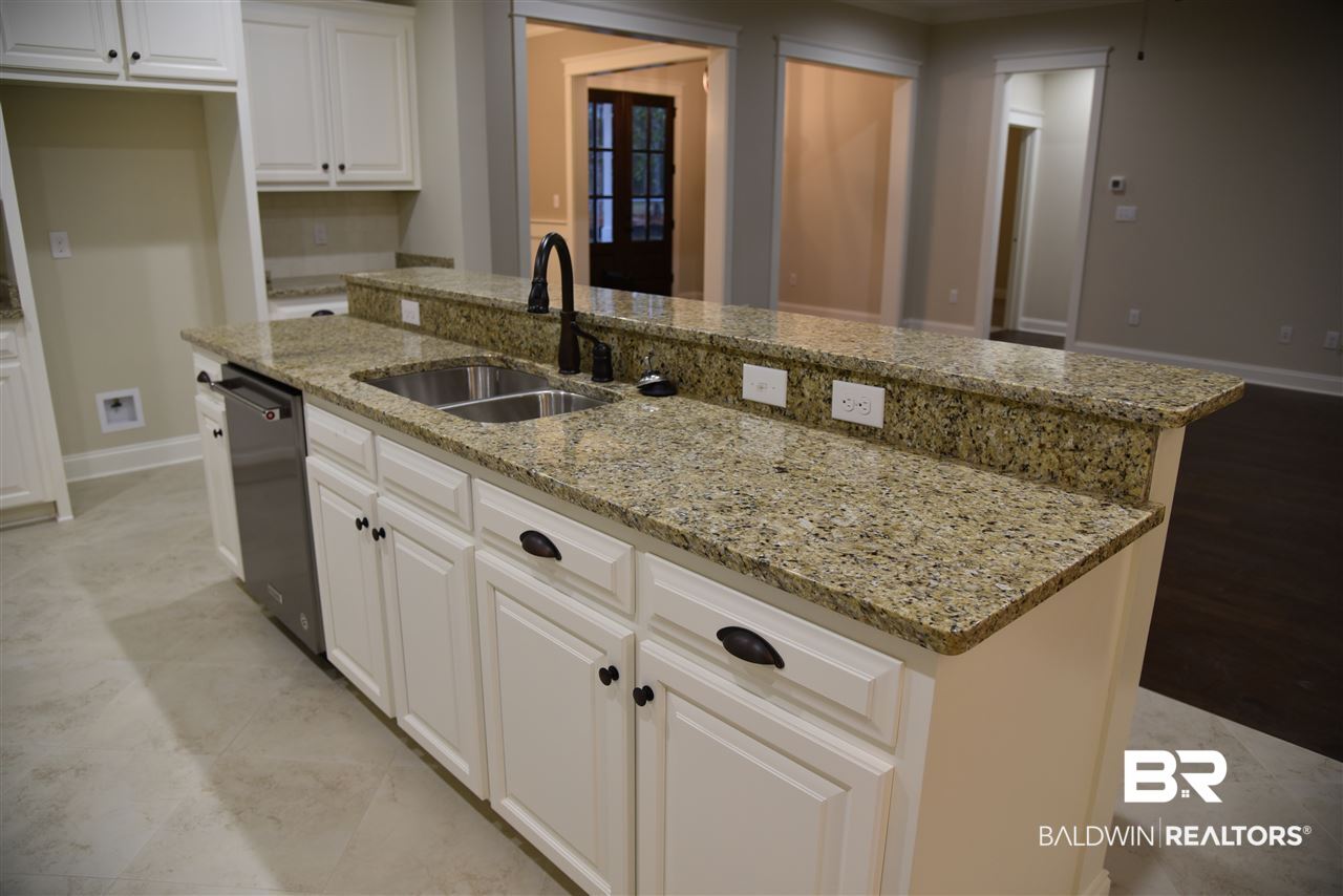 233 Garrison Boulevard Fairhope, AL 36532 - Photo 12 of 37