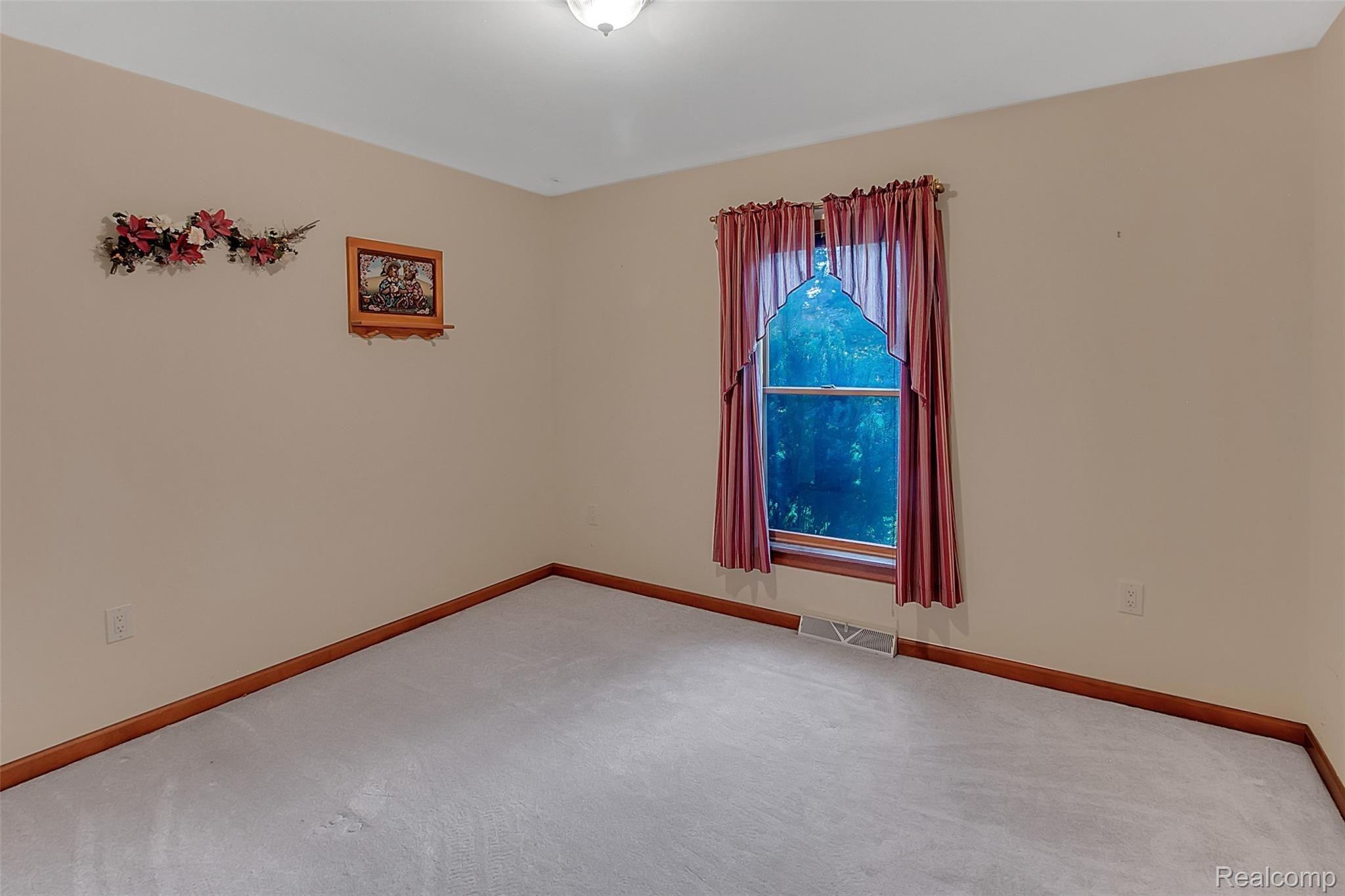 1717 Colwood Road Caro, MI 48723 - Photo 27 of 36 1717 Colwood Rd - HD Drone Photography-27.jpg